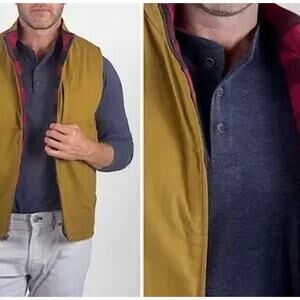 Tailor Vintage Mens Vest Canvas with Buffalo Plaid Lining Size Small Red Black